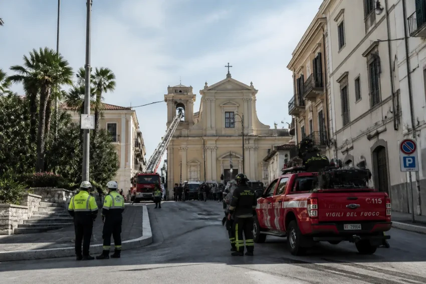 Pozzuoli, chiuso lo sciame sismico dei Campi Flegrei: 217 terremoti localizzati