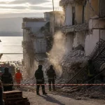 Messina, crolla parzialmente una palazzina a Pistunina: almeno sette dispersi Messina, crolla parzialmente una palazzina a Pistunina: almeno sette dispersi