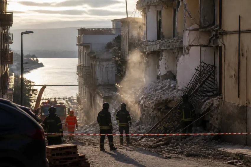 Messina, crolla parzialmente una palazzina a Pistunina: almeno sette dispersi