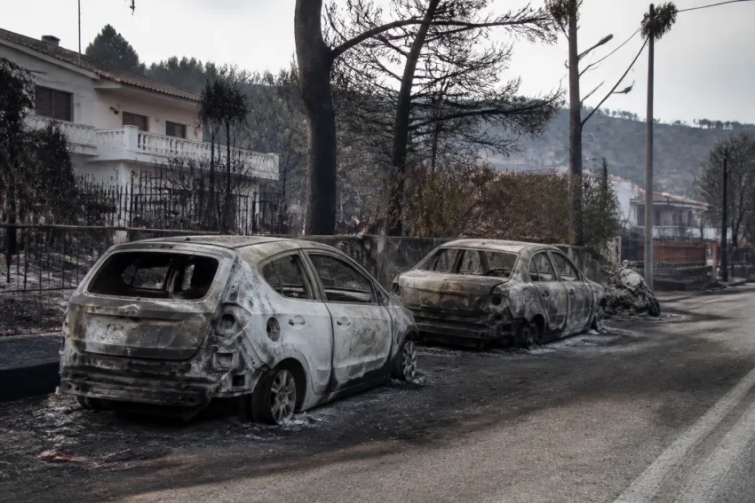Marco Simone, incendio devastante: case inagibili e residenti intossicati